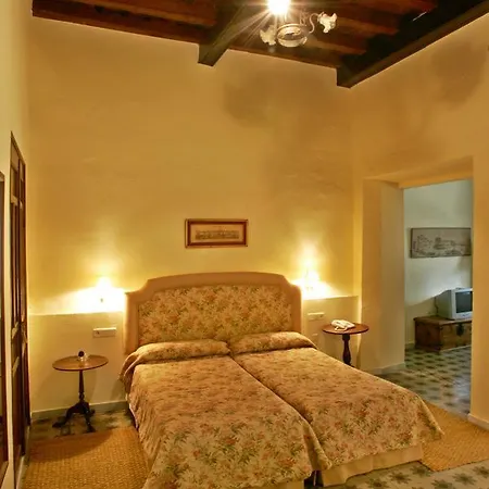Hotel De Palacio 3*